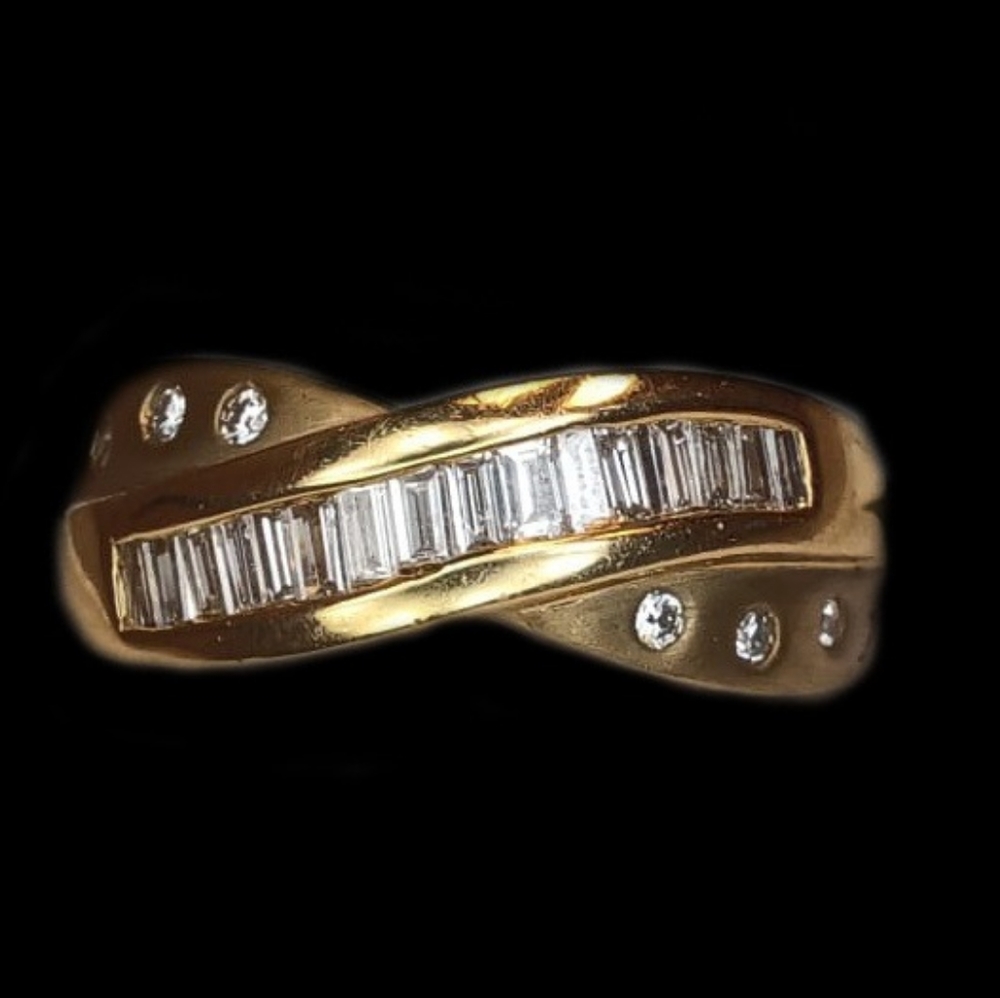 Yellow gold diamond baguette ring new